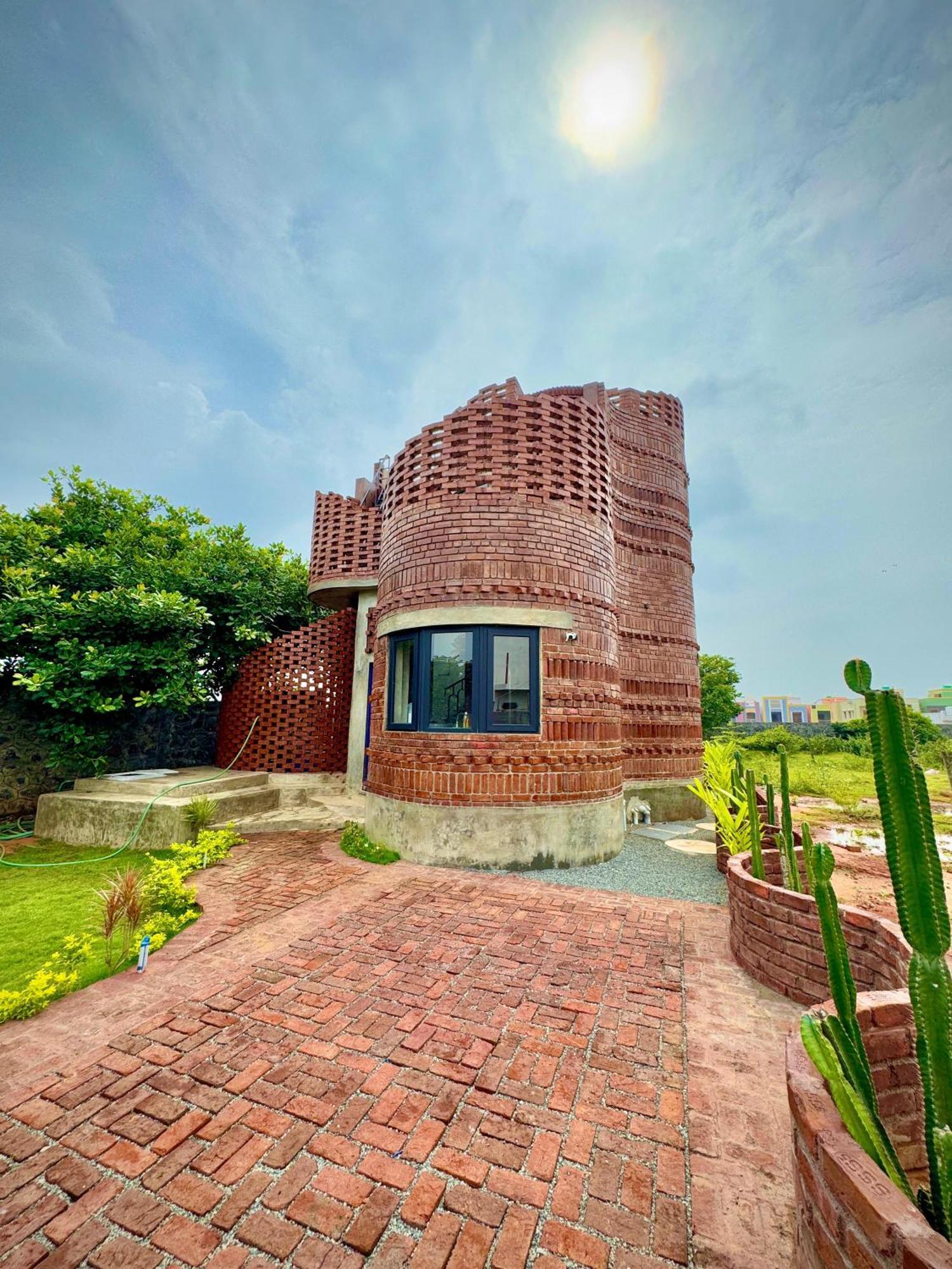 Pool Villa-House Of The Dancing Cactus Pondicherry Esterno foto
